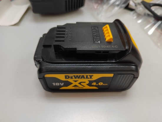 DEWALT Ersatzteile BATTERIE DCB1102MDR Typ: 1 QW