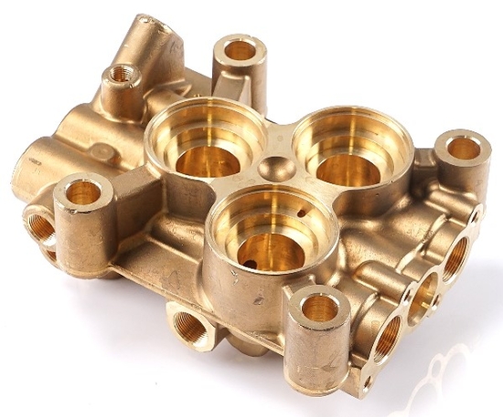 KÄRCHER Professional Ersatzteile Hochdruckreiniger Kaltwasser HD 17/14-4S Plus EU 1.286-204.0 Zylinderkopf kpl. Zylinderkopf nur fuer Ersatz