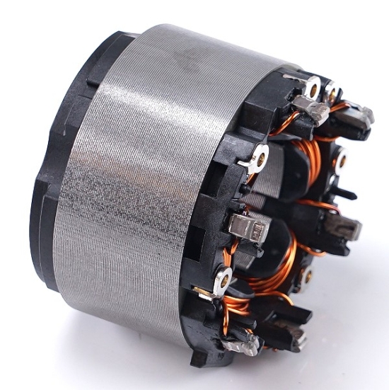 Makita Ersatzteile Akku-Winkelschleifer DGA515 Stator