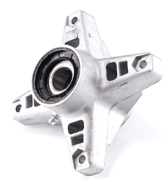 Ersatzteile Gutbrod Zero Turn GLX 122 FH Typ: 17BT4BFY690 (2011) Messerspindelgehäuse 618-04426 MESSERSPINDEL VOLLST:DECK