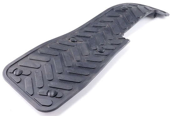 Ersatzteile Massey Ferguson Rasentraktoren MF 36-16 RH Typ: 13HD99GE695 (2016) Trittbrettbelag TRITTBRETTBELAG LINKS:450